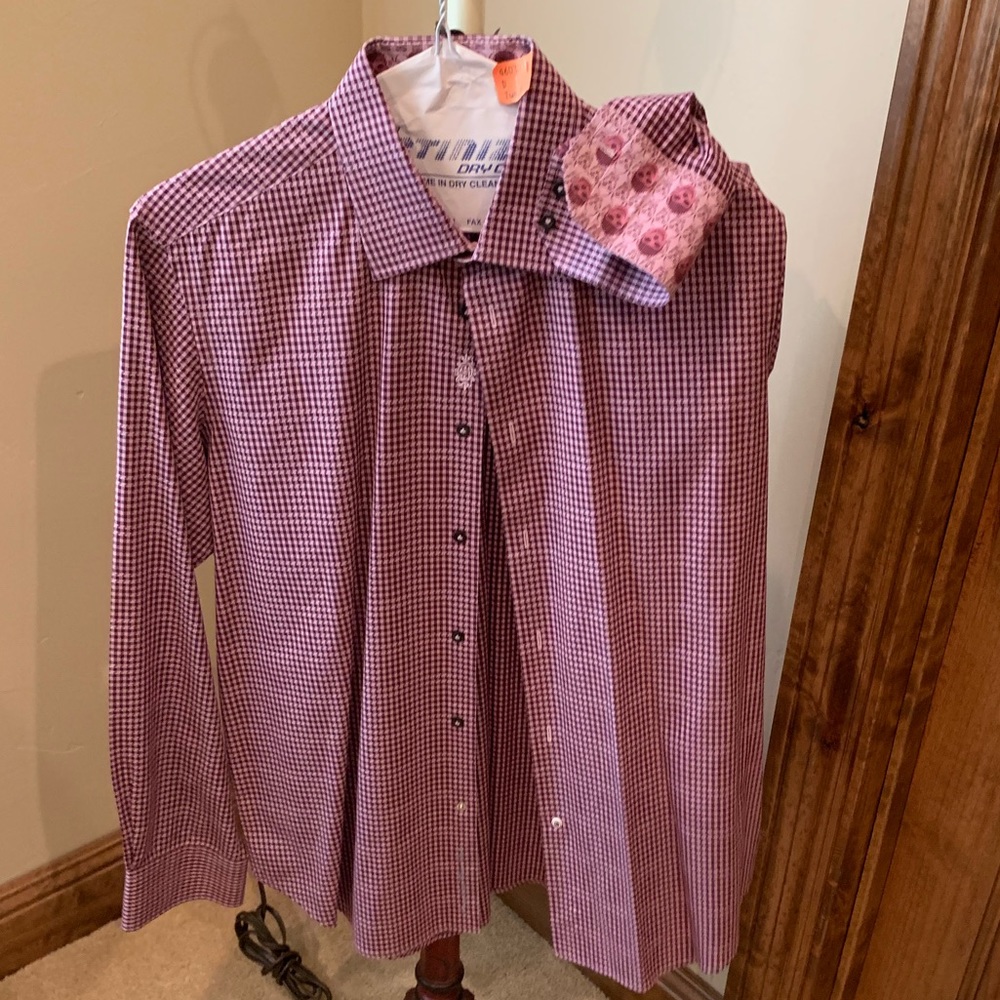 Robert Graham Dress shirt button up